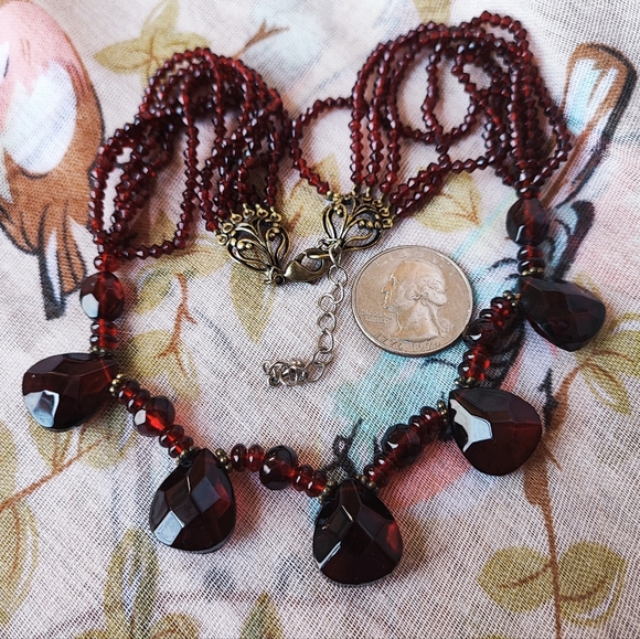 Faceted Dark Red Bohemian Teardrop Garnet 6 Strand Bicone Beads Necklace EUC - Picture 5 of 8